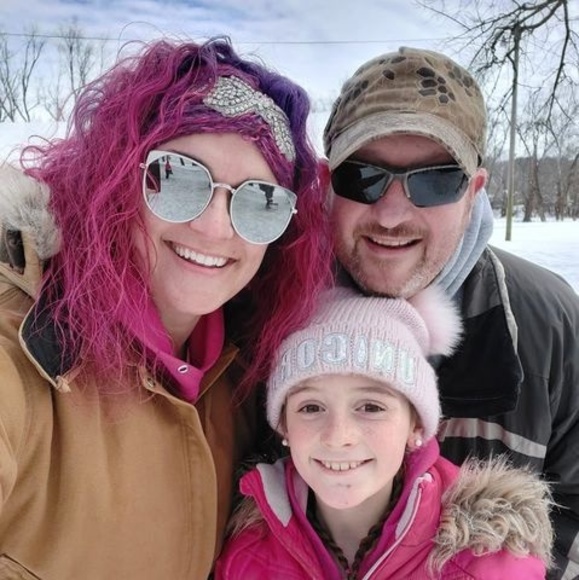 Meet your Posher, Alyssa - Picture 1 of 1